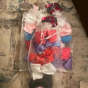 3 / 5 pack of Hair Bows